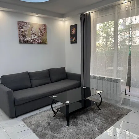2 Apartamento *